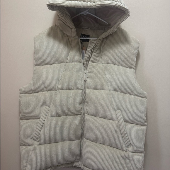 NWT Boohoo Man Cord Paneled Hooded Puffer Vest - Picture 5 of 5